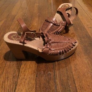 Woven Leather and wood platform heels size 9 clogs
